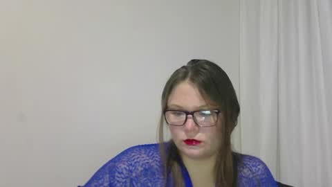 musechic_wild online show from February 21, 7:25 pm