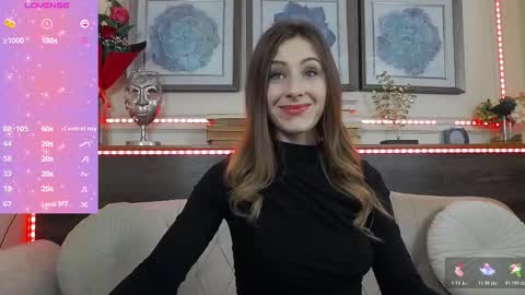 Luna  online show from November 17, 7:36 pm