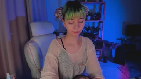 MylaFlores online show from February 15, 4:26 am