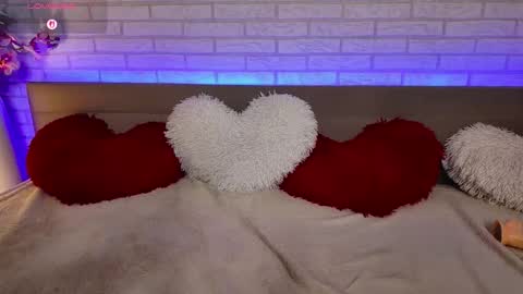 Nova online show from November 18, 9:27 pm