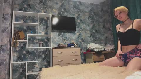 myrtiekirsten online show from November 26, 1:56 pm