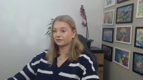 Erica online show from November 27, 10:29 am