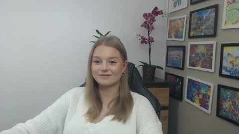 Erica online show from March 3, 1:50 pm