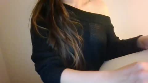 mysticvelvetroom online show from December 5, 3:50 am