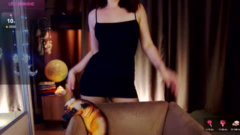 Angeline online show from March 29, 7:46 pm