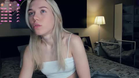 Olivia or just olive online show from November 10, 8:26 pm