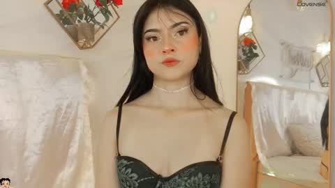 naamah_b online show from February 24, 2:16 pm