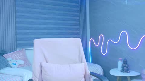 naaomi_cute online show from October 25, 8:55 am