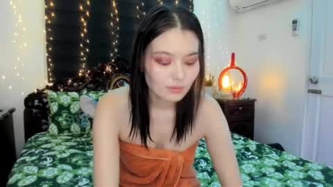 nadiazan online show from June 1, 2:08 pm