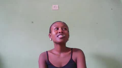 nah296652 online show from March 2, 7:09 am