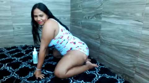 NAHOMI EMBER01 online show from November 25, 4:03 am