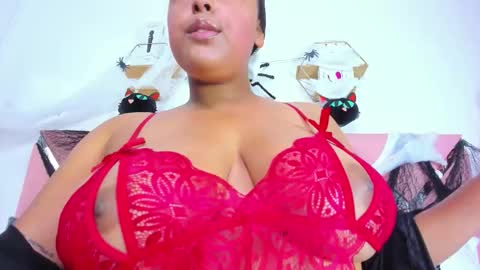 Nahomy online show from October 24, 8:27 pm