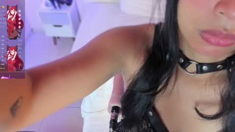 Snapshot of nahomyroberts chatting on March 10, 12:28 pm Nahomy Roberts online show from March 10, 12:28 pm