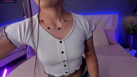 Naisha Ford online show from March 6, 4:18 am