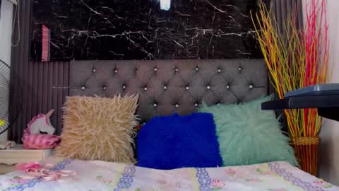 Snapshot of nalaroy chatting on January 20, 3:28 pm NALAROY online show from January 20, 3:28 pm