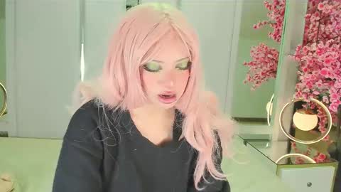     online show from March 17, 3:49 pm