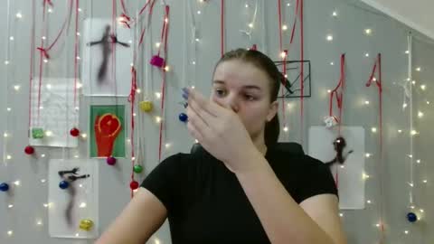 Nana online show from November 26, 9:21 am