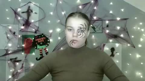 Nana online show from October 22, 8:08 am