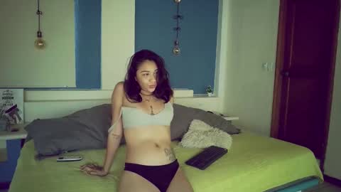 Nana Milan online show from December 16, 5:52 pm