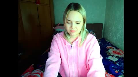 Nancy-Yuki online show from January 19, 2:24 pm