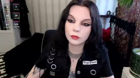 Nancy online show from June 11, 6:21 am