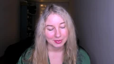 Nancy online show from April 24, 7:05 pm