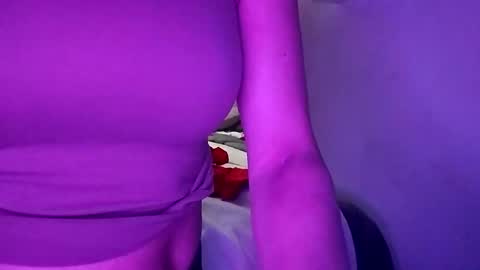 Luscious Lizz online show from January 22, 2:04 am