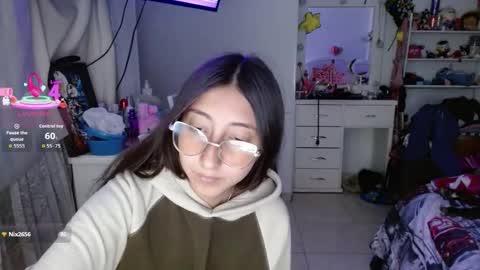 nanylux online show from January 9, 3:11 am