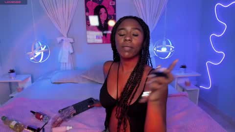 Naomi online show from April 8, 7:49 pm