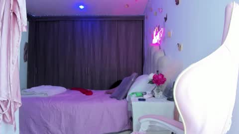    online show from January 7, 12:47 am