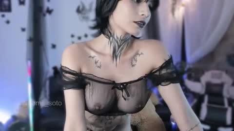 Naomi online show from November 26, 8:21 pm