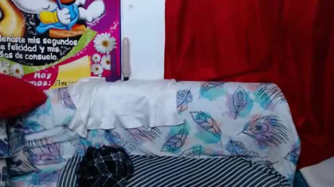 naomiquiin online show from January 26, 4:41 am