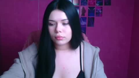 Naomi online show from November 3, 8:13 pm