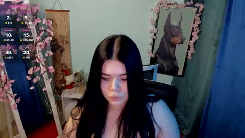 Naomi online show from January 19, 7:15 am