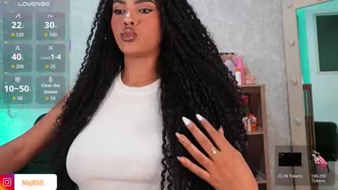 Naomi     online show from March 18, 2:16 am