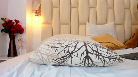 Naomy online show from February 27, 11:26 pm