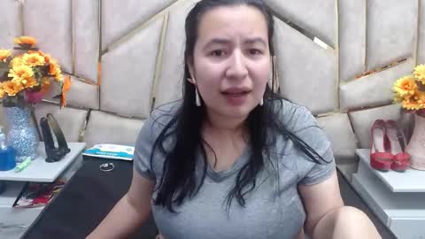 Snapshot of naomyprinces_ chatting on January 23, 1:45 pm Bulma Heidi online show from January 23, 1:45 pm