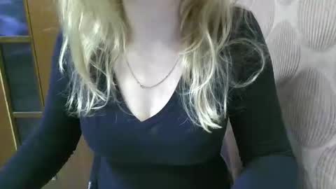 NarcisJill online show from December 16, 9:37 am