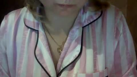 NarcisJill online show from December 15, 12:29 am