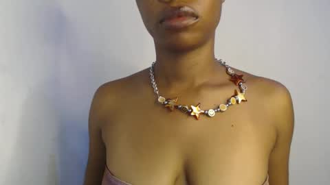 nasty_bella22 online show from May 13, 7:41 pm