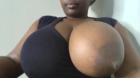 chimummy online show from May 19, 4:41 am