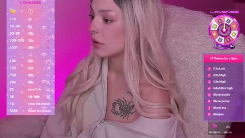 Snapshot of nastycass chatting on January 17, 10:56 pm nastycass online show from January 17, 10:56 pm