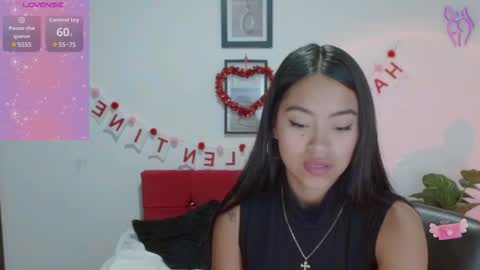 Nataly Escobar online show from September 29, 12:21 pm