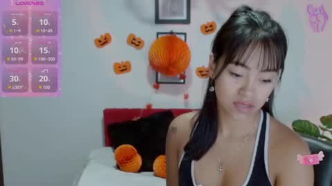 Nataly Escobar online show from October 20, 12:41 pm