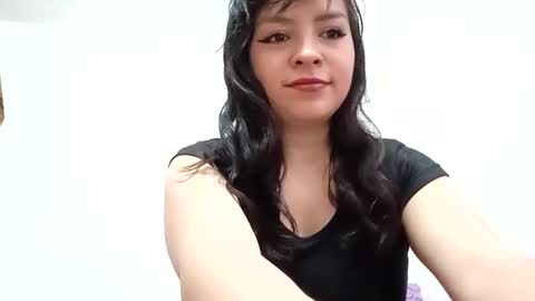 Snapshot of natasha_992750 chatting on February 17, 11:44 am Natasha online show from February 17, 11:44 am