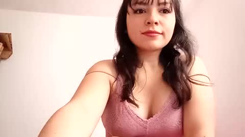 Snapshot of natasha_992750 chatting on December 16, 1:32 pm Natasha online show from December 16, 1:32 pm