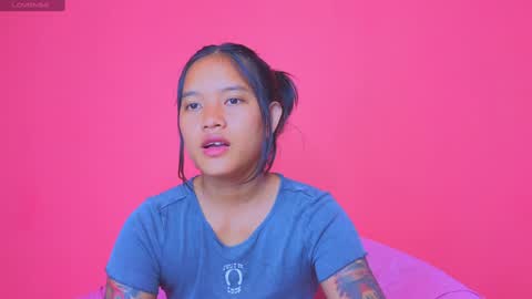 Natcha C online show from December 14, 1:27 am