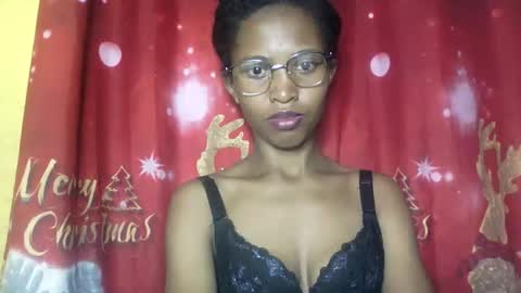 nathalie004 online show from September 16, 6:32 am