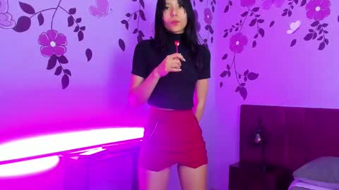 Snapshot of nathalya_summer chatting on March 5, 9:39 pm nathalya_summer online show from March 5, 9:39 pm