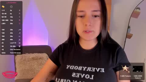 Snapshot of nathalyxx_ chatting on February 12, 2:33 pm nathalyxx_ online show from February 12, 2:33 pm